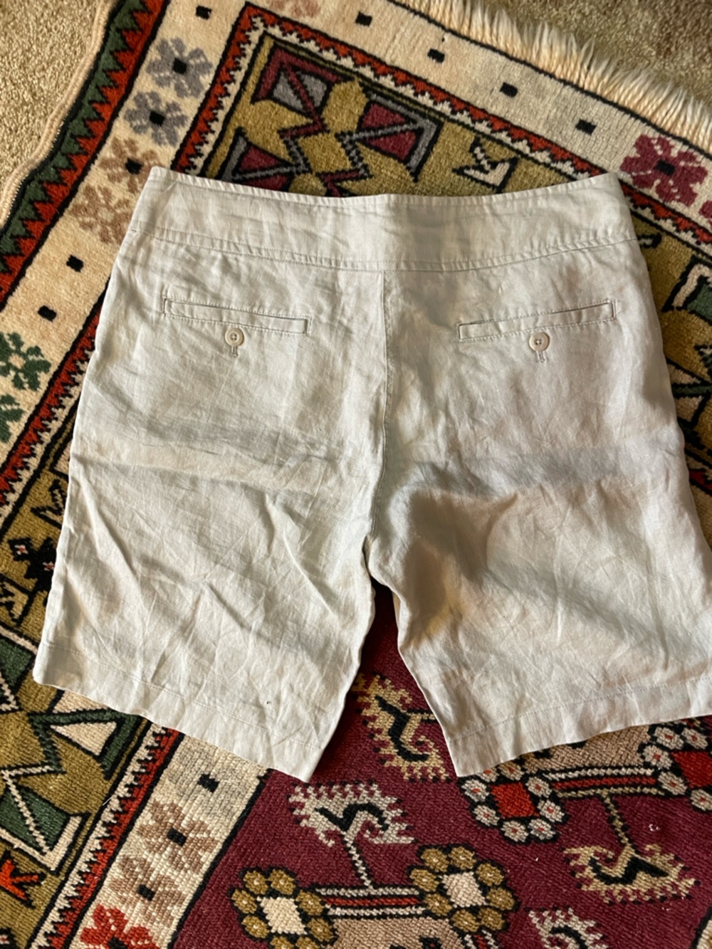 Carole Little Cream Linen Shorts - Picture 2 of 3